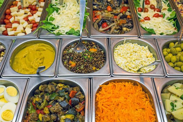 Pourquoi opter pour une saladette réfrigerée ?