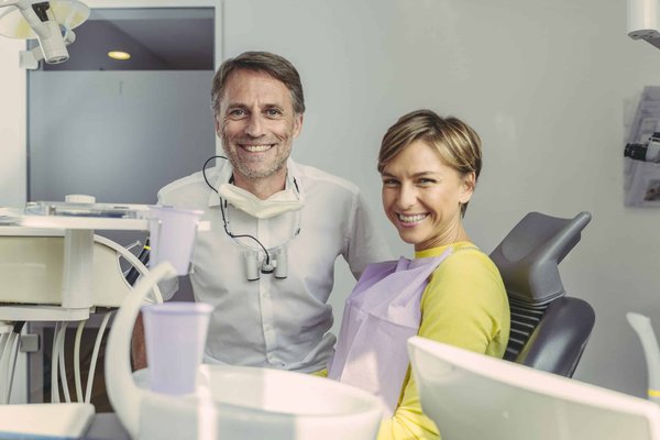 Quelle est l'expérience des dentistes chez Prisma Dentistes ?