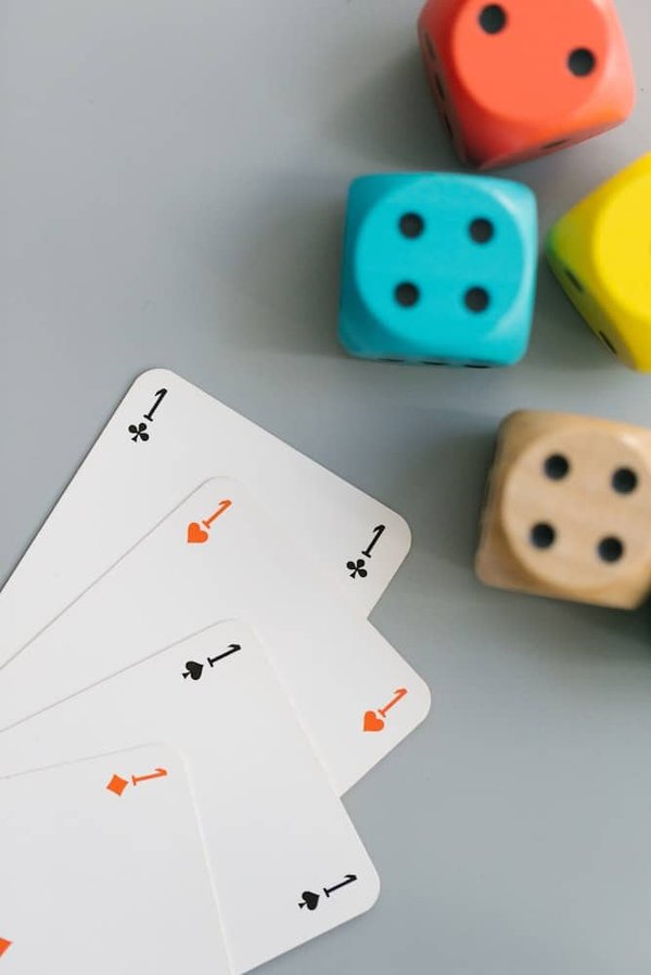 Jeux de dés : conseils pour jouer sereinement